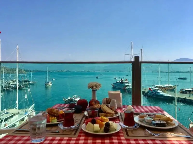 ALESTA YACHT