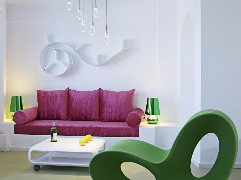 AVANT GARDE SUITES
