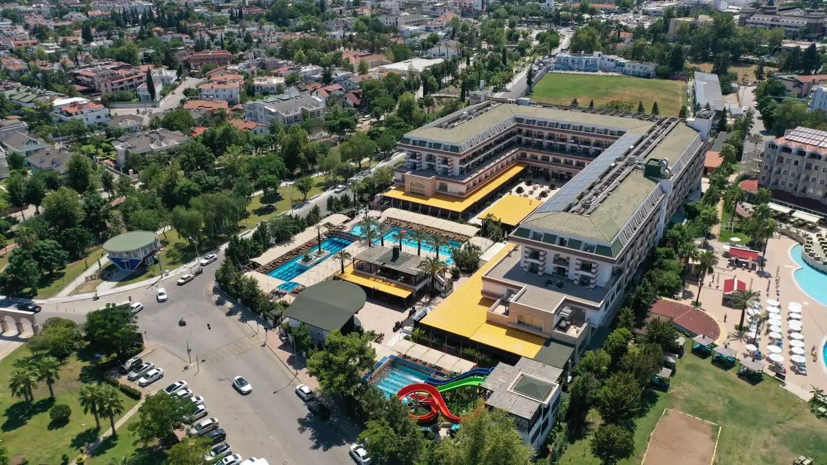 CRYSTAL DE LUXE COMFORT COLLECTION (EX. CRYSTAL DE LUXE RESORT & SPA)