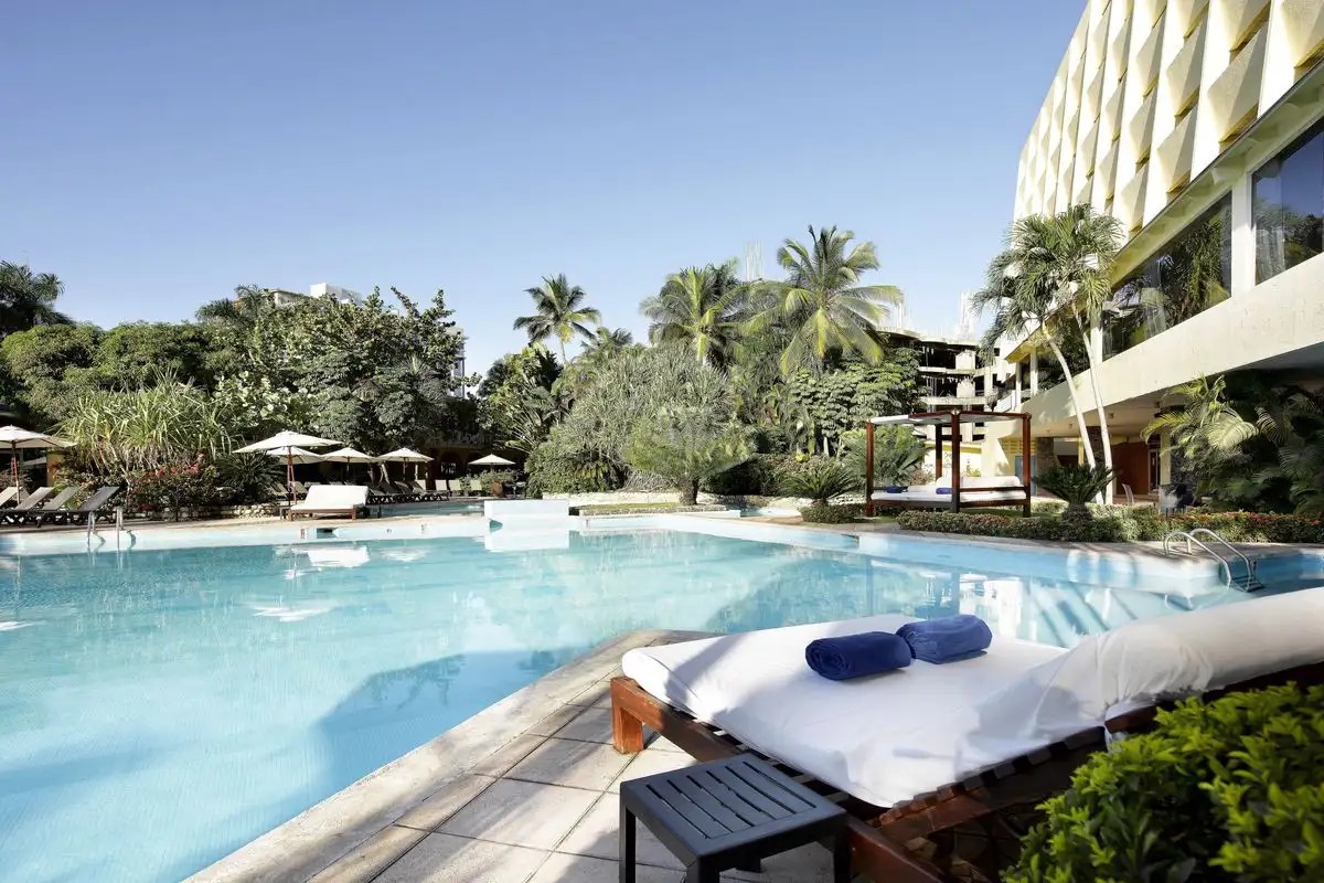 DOMINICAN FIESTA HOTEL & CASINO