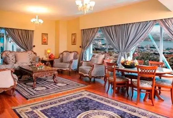 ROYAL CONCORDE HOTEL & SUITES DUBAI