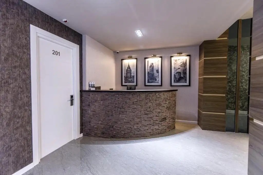 PARALEL HOTEL