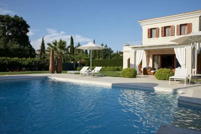 VILLA DAPHNE