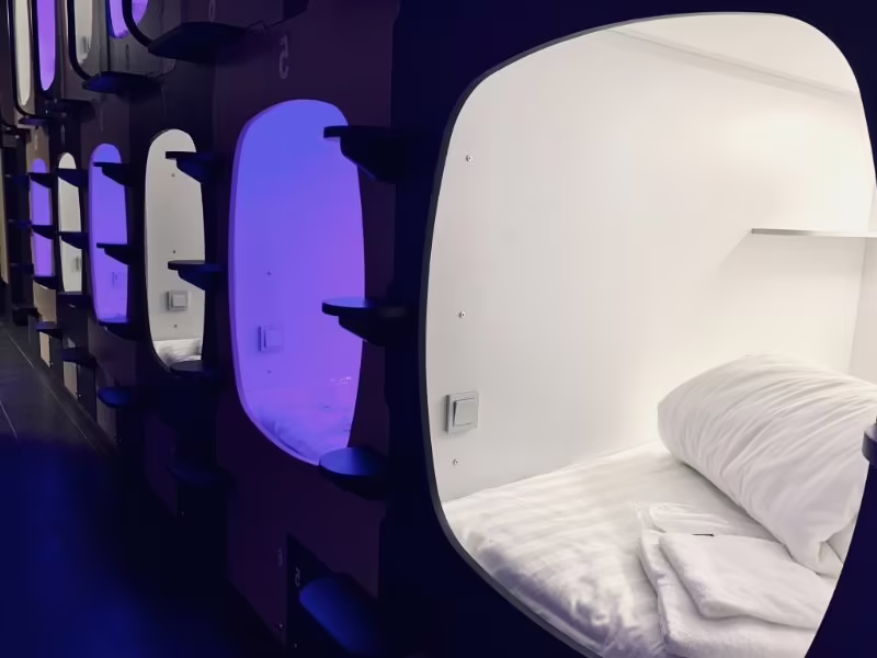 INGRESSO CAPSULE HOTEL (ИНГРЕССО)