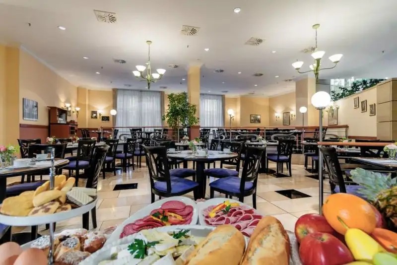 QUALITY HOTEL PLAZA DRESDEN