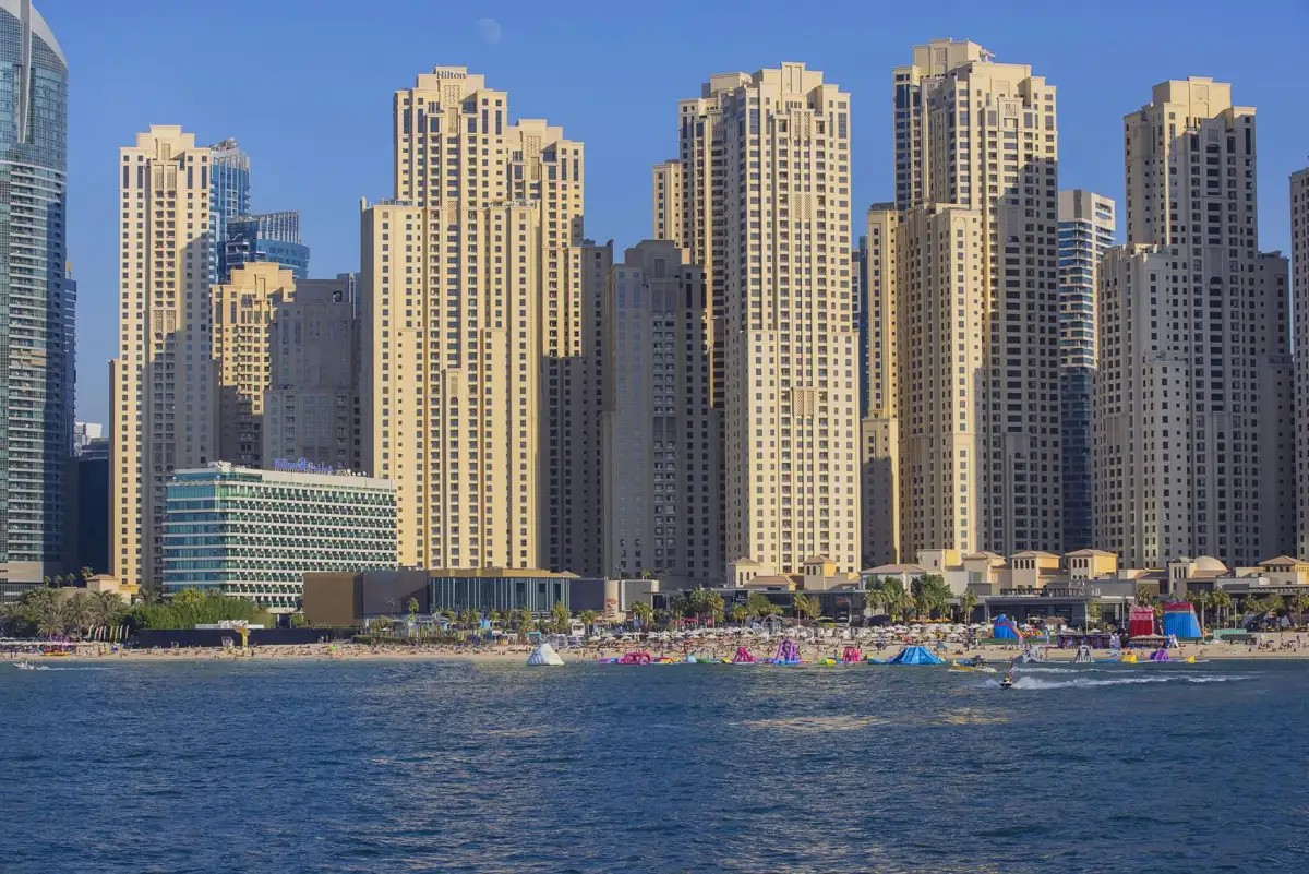 HILTON DUBAI THE WALK (EX. HILTON DUBAI JUMEIRAH RESORT & RESIDENCE)