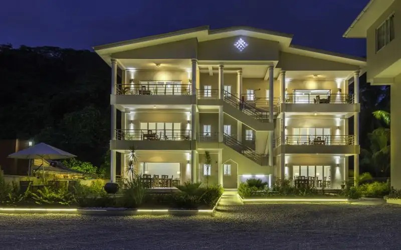 TROPICAL HIDEAWAY