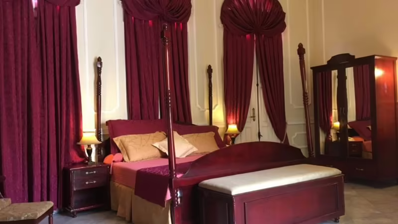 HOTEL E LA SEVILLANA