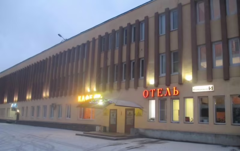 ПЕТРОВСКИЙ ЛОДЕЙНОЕ ПОЛЕ