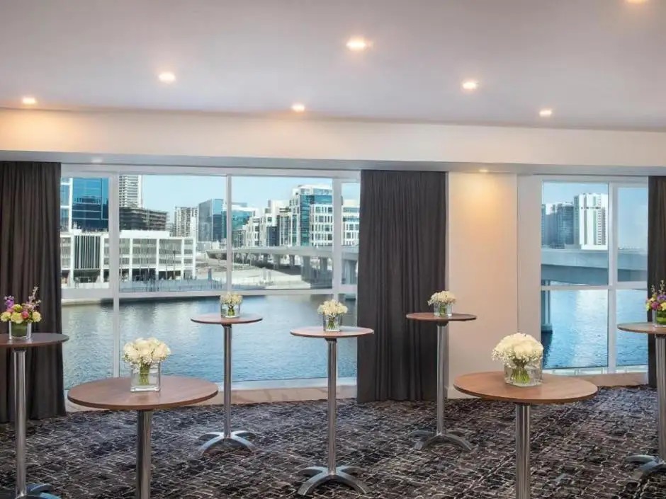 GULF COURT HOTEL BUSINESS BAY