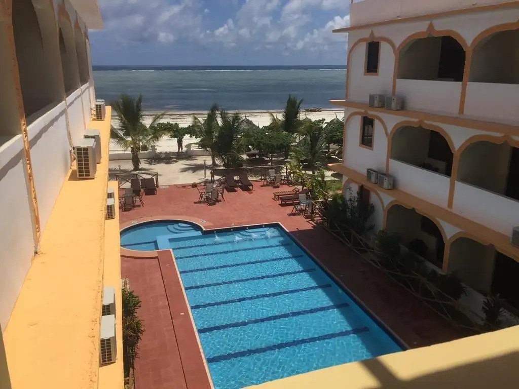MANDHARI VILLA BEACH HOTEL