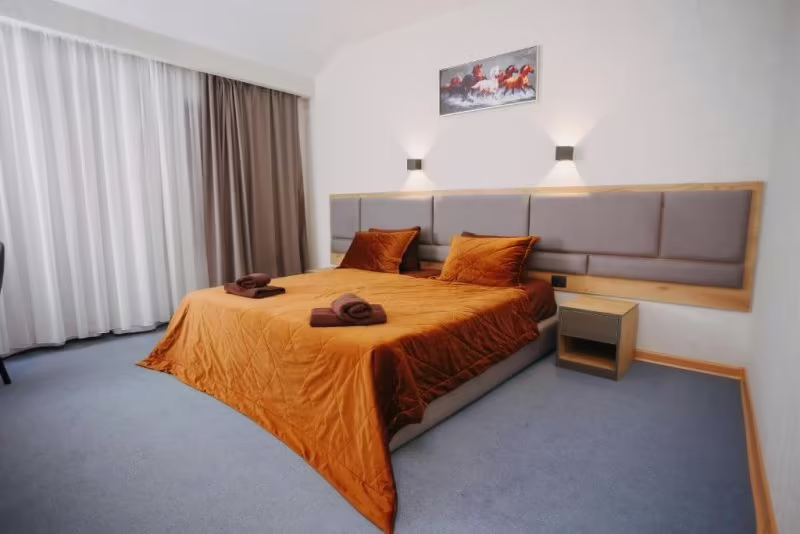 KARVAN HOTEL NAFTALAN