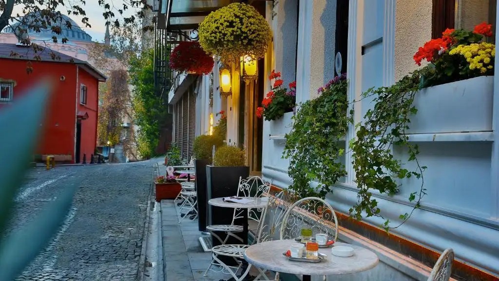 BON HOTEL OLD CITY (EX. BON DESIGN & SUITE)