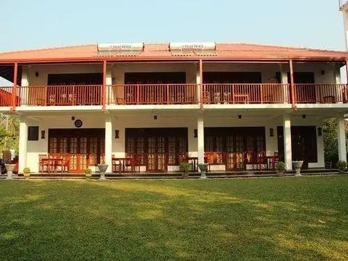 LAGOON BENTOTA