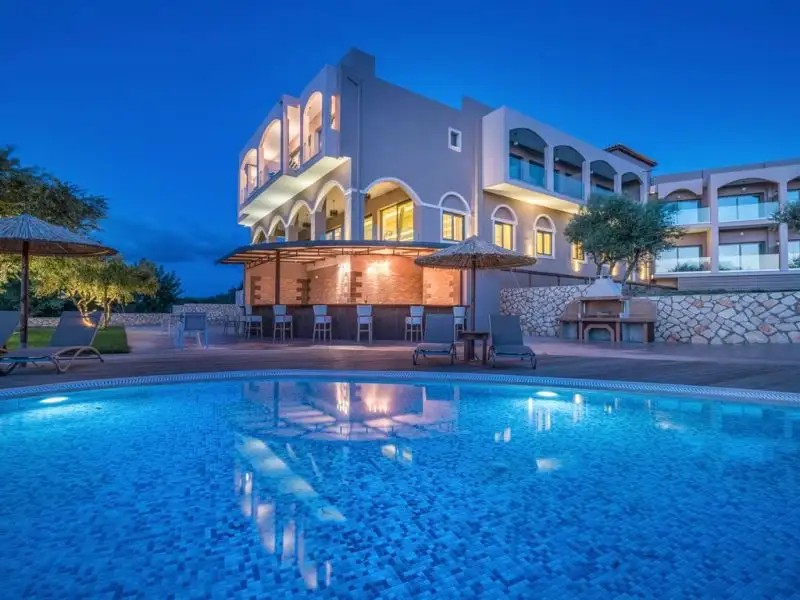 ELEGANCE LUXURY EXECUTIVE SUITES