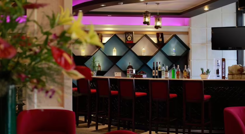 MERCURE ROYAL