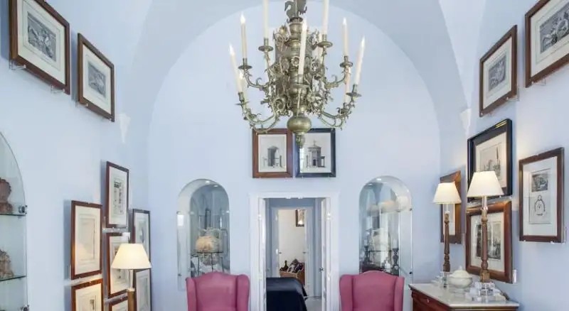 THE TSITOURAS COLLECTION