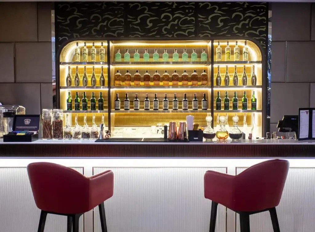 AMARI BANGKOK (EX. AMARI WATERGATE BANGKOK)