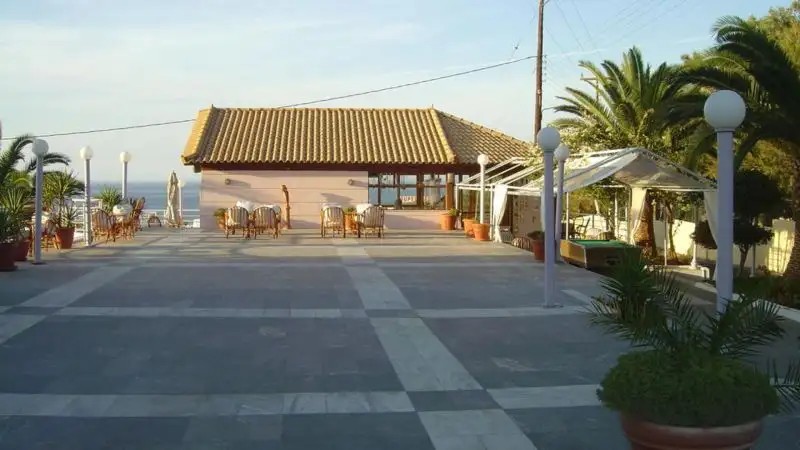 MALIEVI APARTMENTS HOTEL