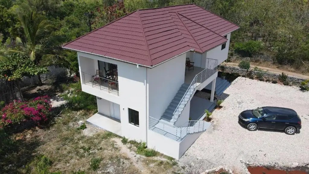 CORAL HOUSE