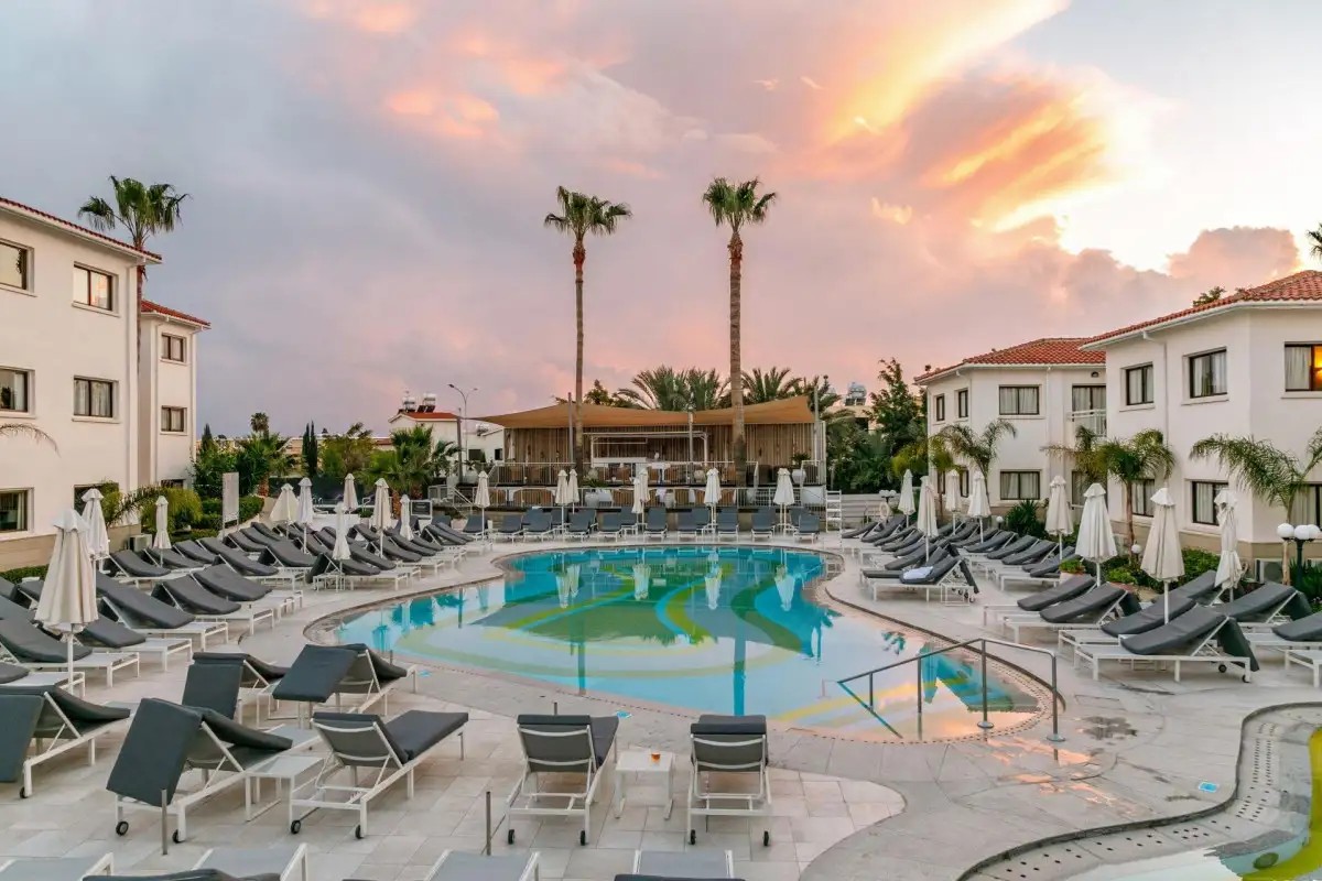 KING JASON PAPHOS DESIGNED FOR ADULTS