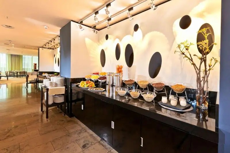 DORINT HOTEL AM HEUMARKT