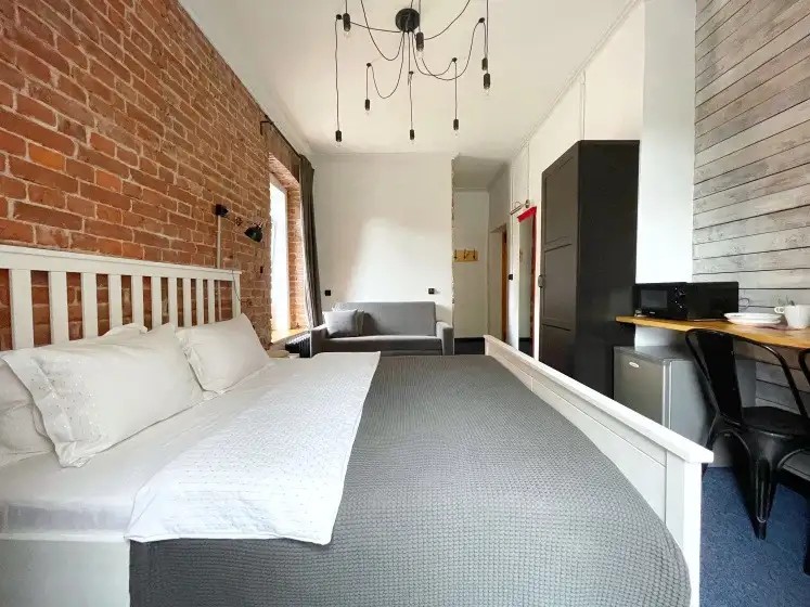 BOOKCASE HOTEL&HOSTEL (БЫВШ. LAIKA HOTEL & HOSTEL)