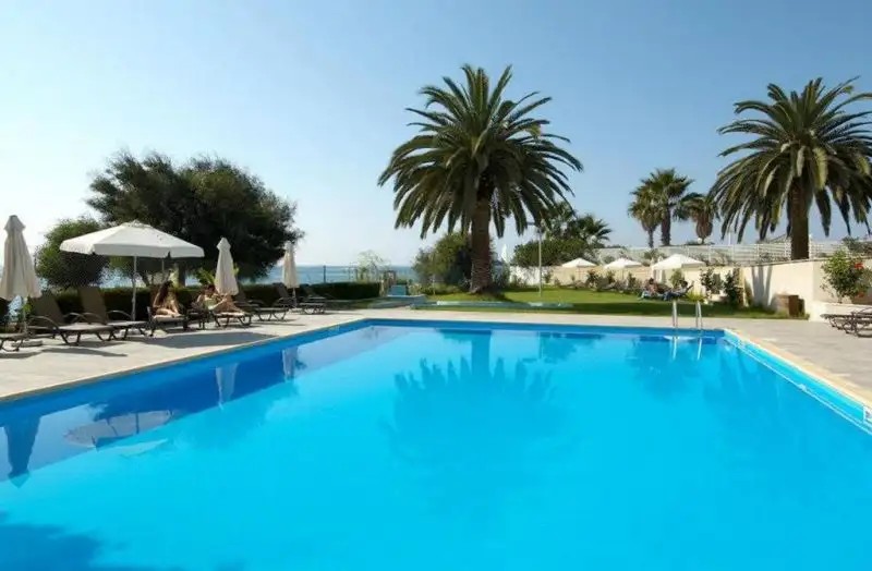 THE ERMITAGE ON THE BEACH