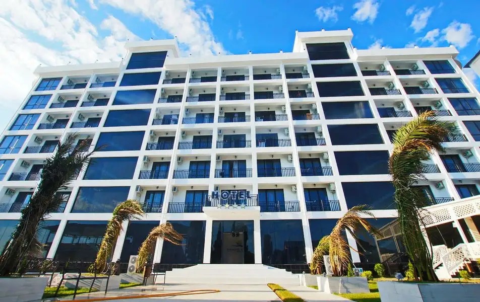 PARADISE BEACH HOTEL