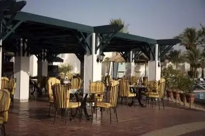 SONESTA CLUB