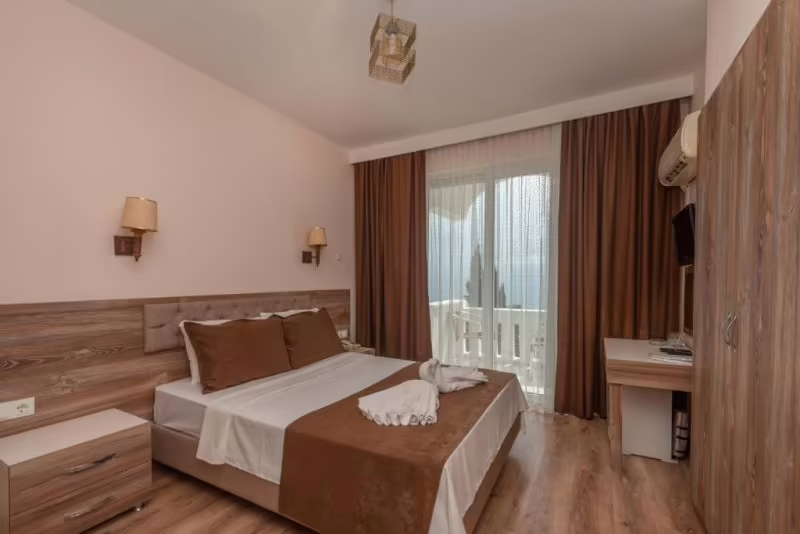 ROYAL CITY HOTEL LARA
