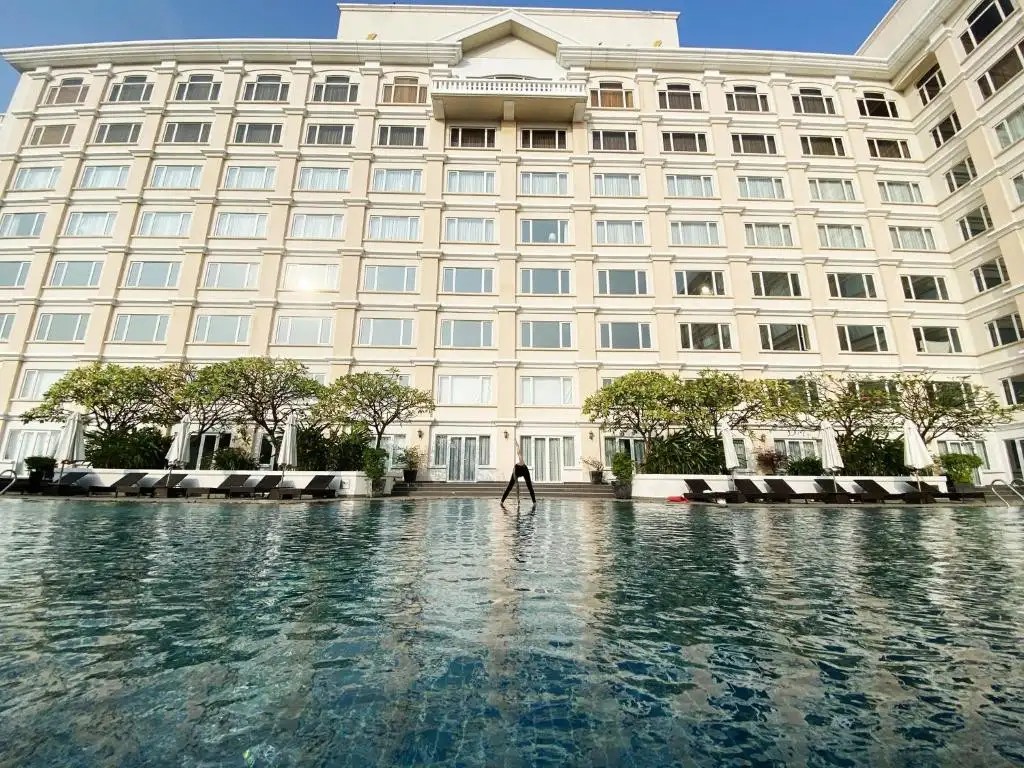 EQUATORIAL