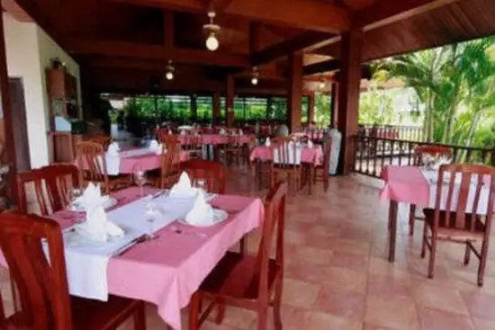 NAIHARN GARDEN RESORT VILLA & SPA