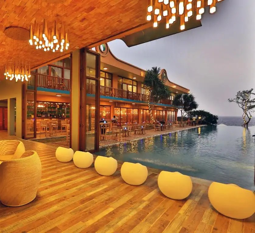 THAPROBAN PAVILION RESORT & SPA