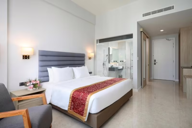 HOMPTON BY THE BEACH PENANG