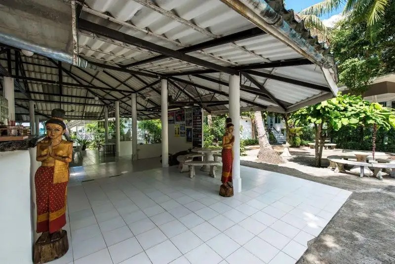 WHITE HOUSE BALAN RESORT