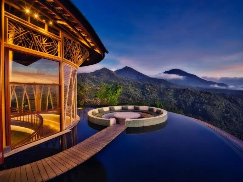 ELEVATE BALI