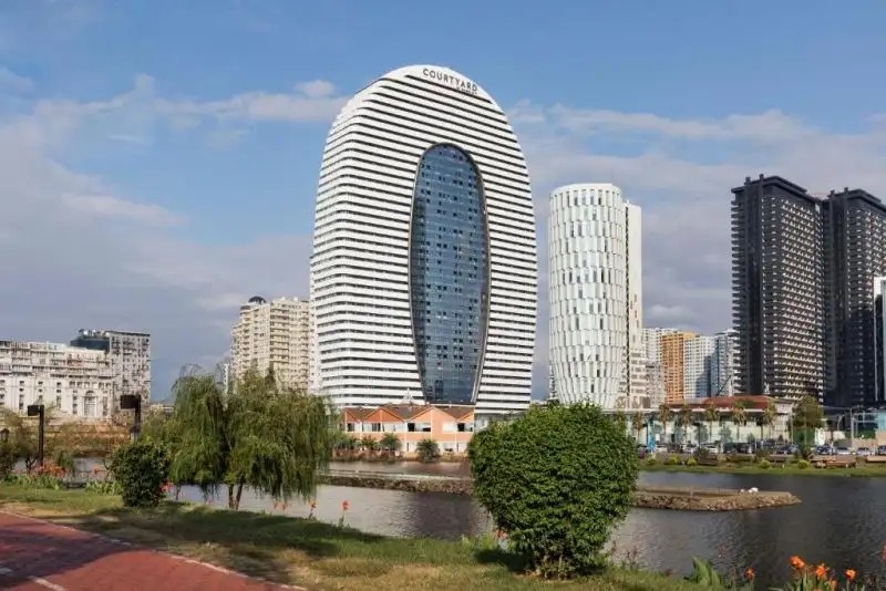 COURTYARD BY MARRIOTT BATUMI
