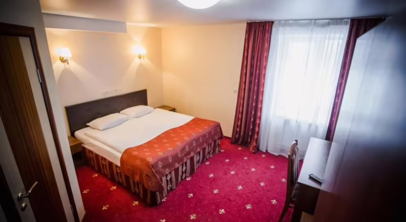 АМАКС ПРЕМЬЕР ОТЕЛЬ БОБРУЙСК