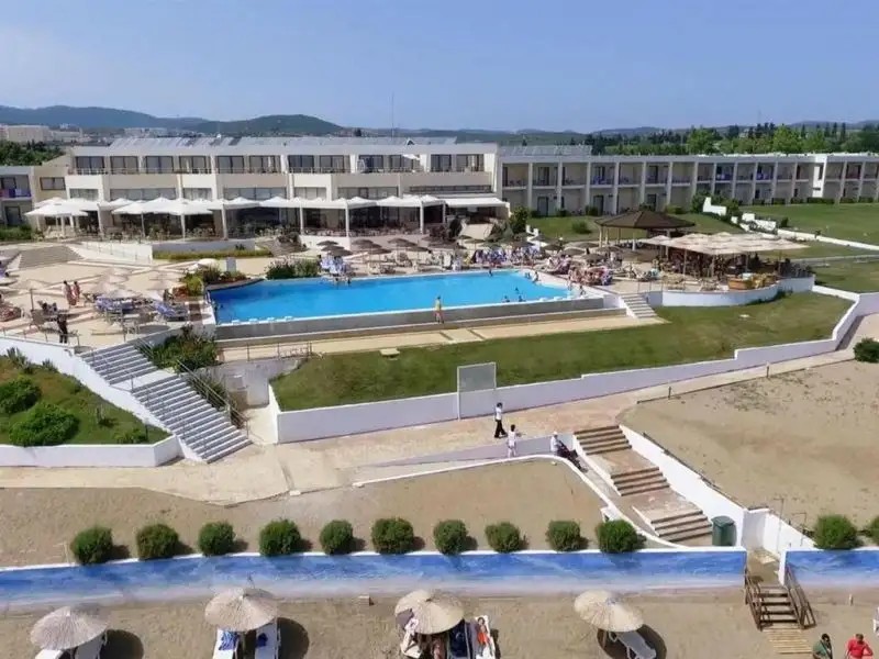 THRAKI PALACE