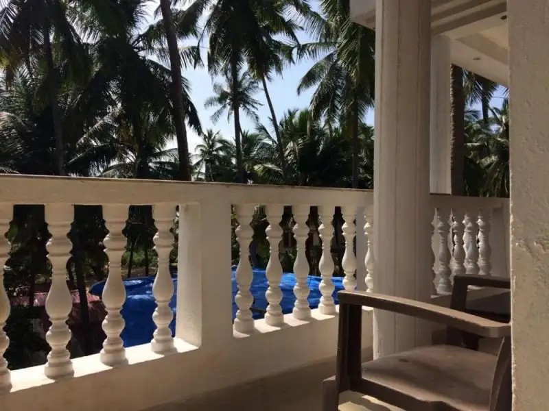 WHITE HOUSE BEACH APARTMENT