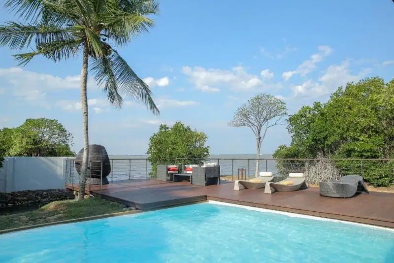 VILLA HUNDIRA