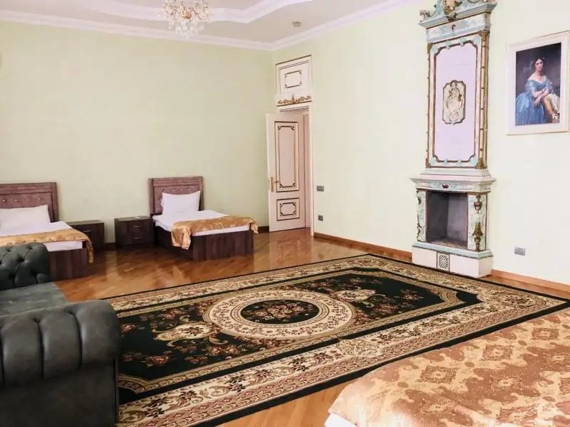 AMADEO HOTEL & APARTMENTS