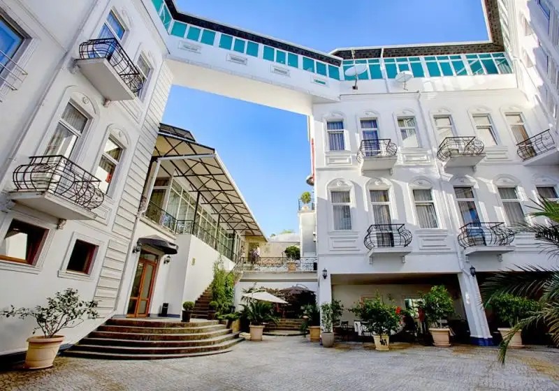 АТРИУМ ВИКТОРИЯ