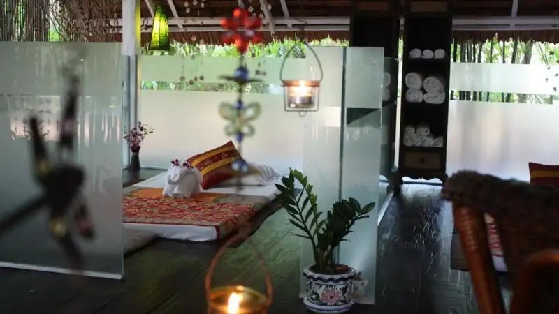 MILKY BAY RESORT
