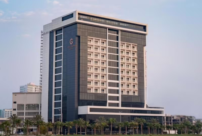 SOLYMAR HOTEL & BEACH (EX. THE GROVE HOTEL & CONFERENCE CENTRE)