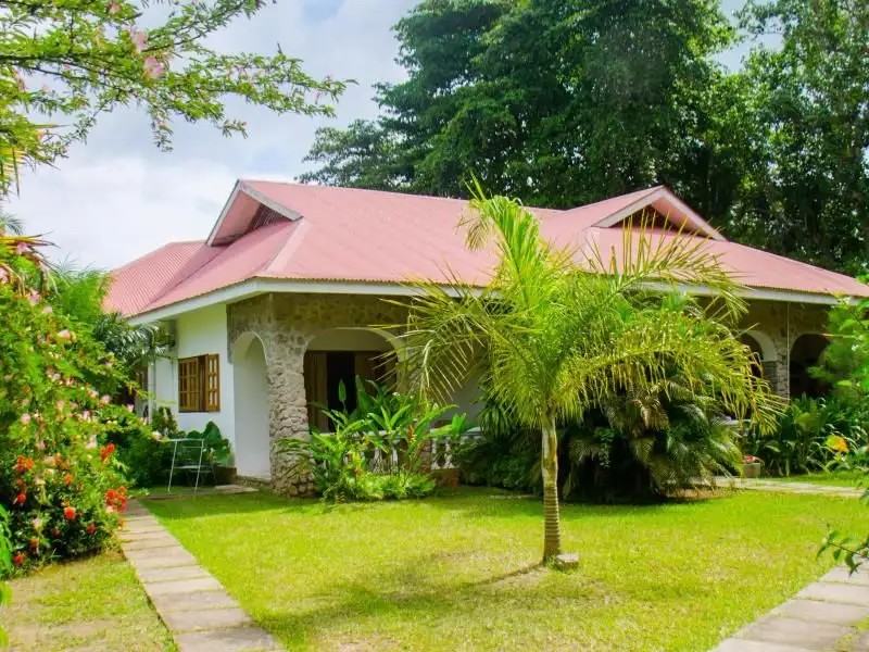 VILLA RAFIA GUESTHOUSE