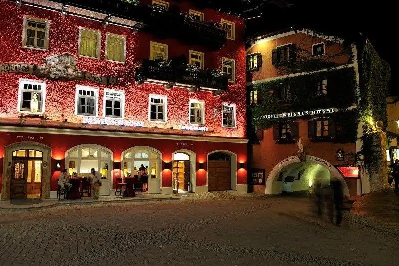 ROMANTIKHOTEL WEISSEN ROESSL