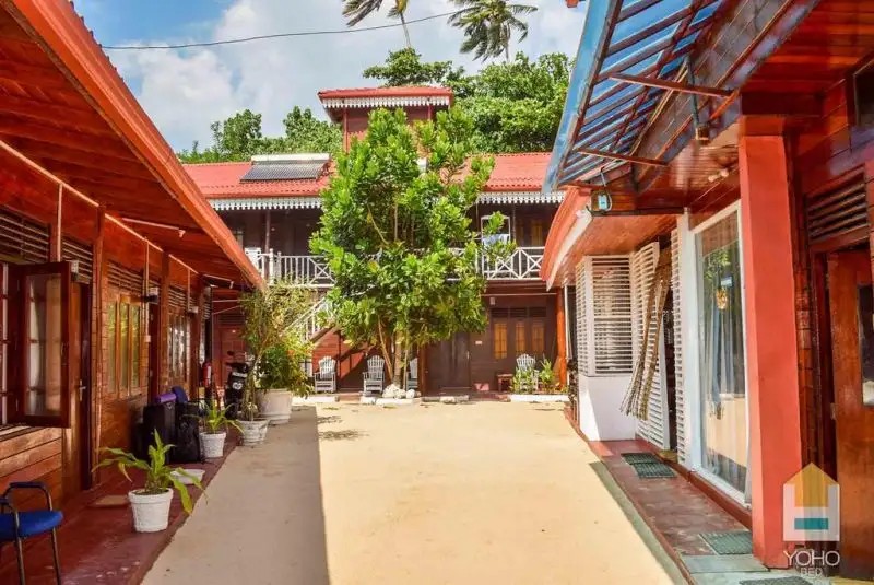 CORAL BEACH RESORT