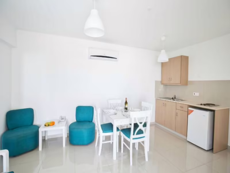 TSOKKOS HOLIDAY HOTEL APTS